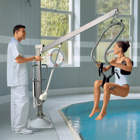 SWIMMING POOL HOISTS