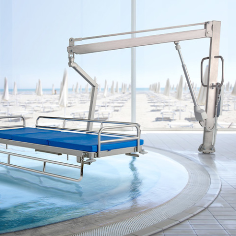 SWIMMING POOL HOISTS